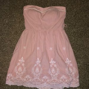 pink strapless dress, pattern bottom